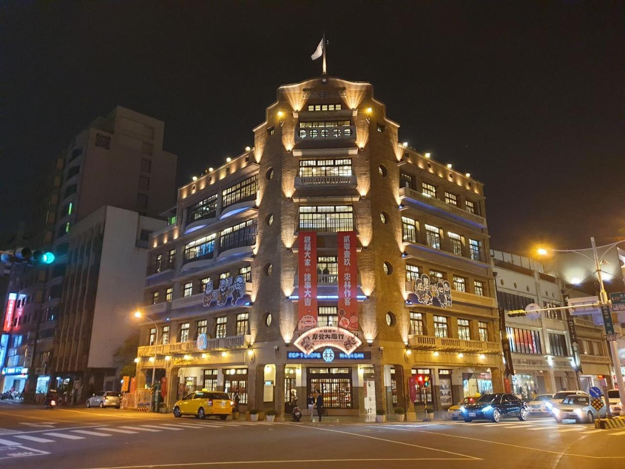 Hotel Brown - Zhongzheng Tainan Eksteriør bilde